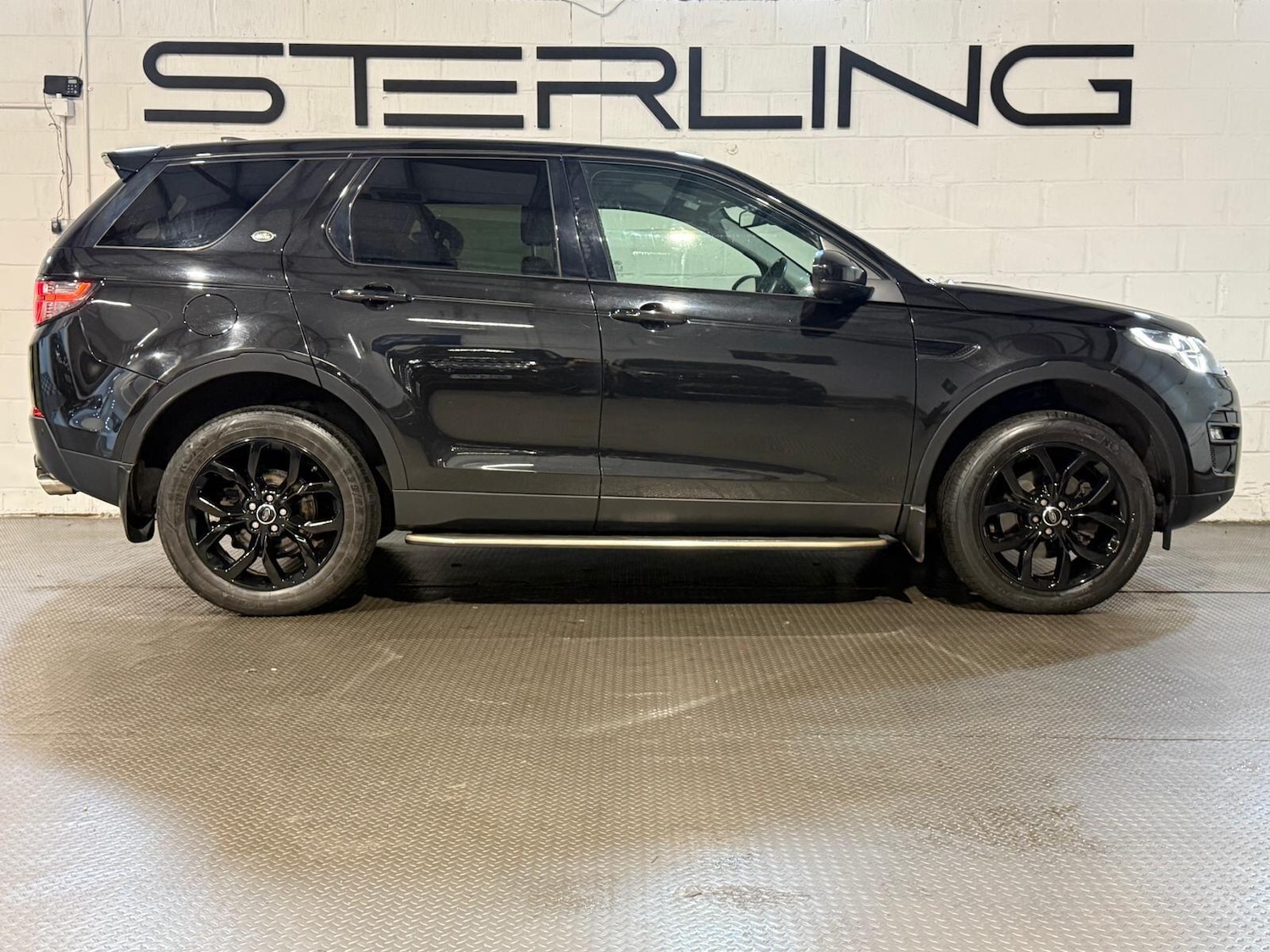 Used Land Rover Discovery Sport for sale - 77190688: Photo 15