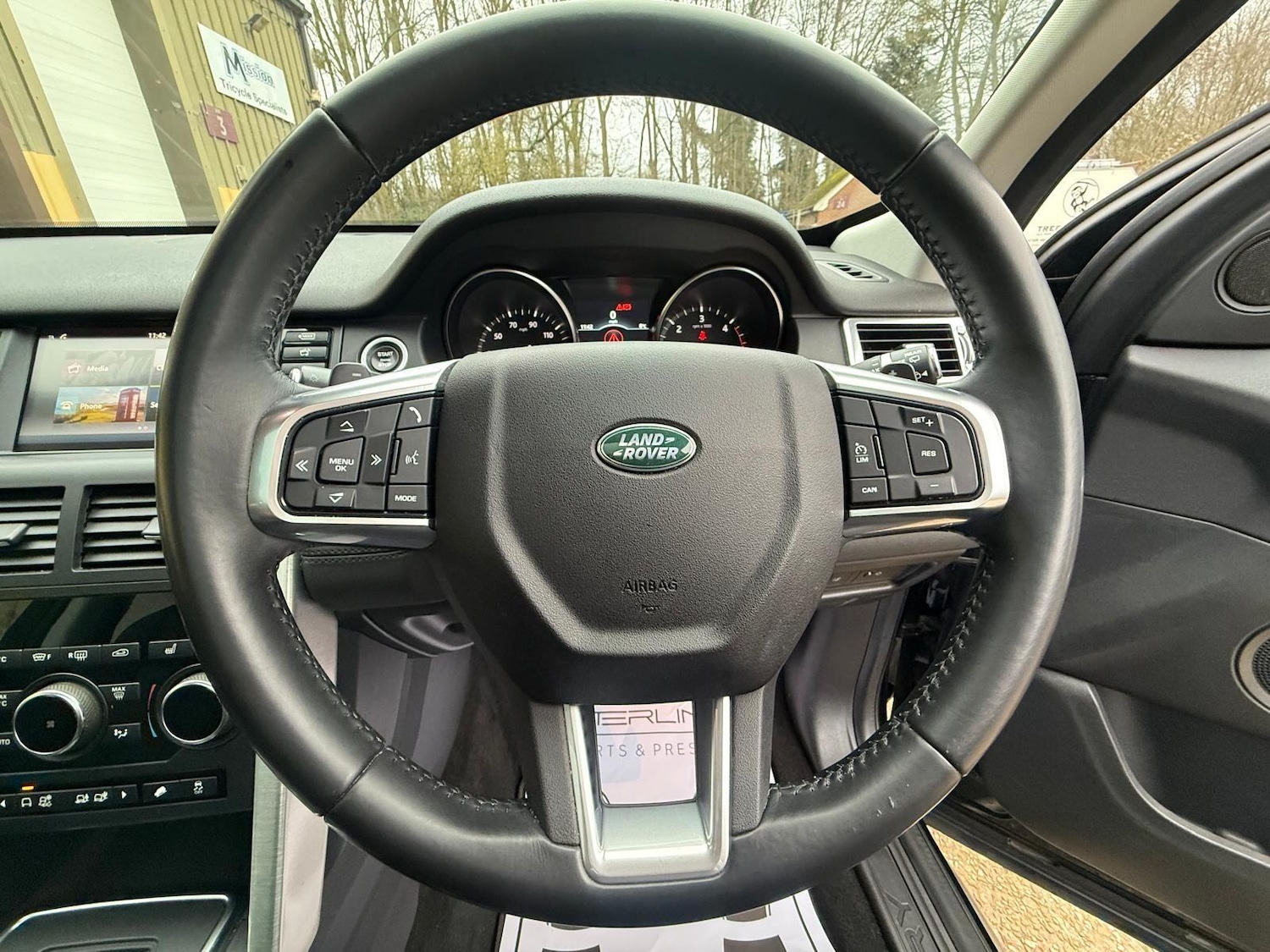 Used Land Rover Discovery Sport for sale - 77190688: Photo 25