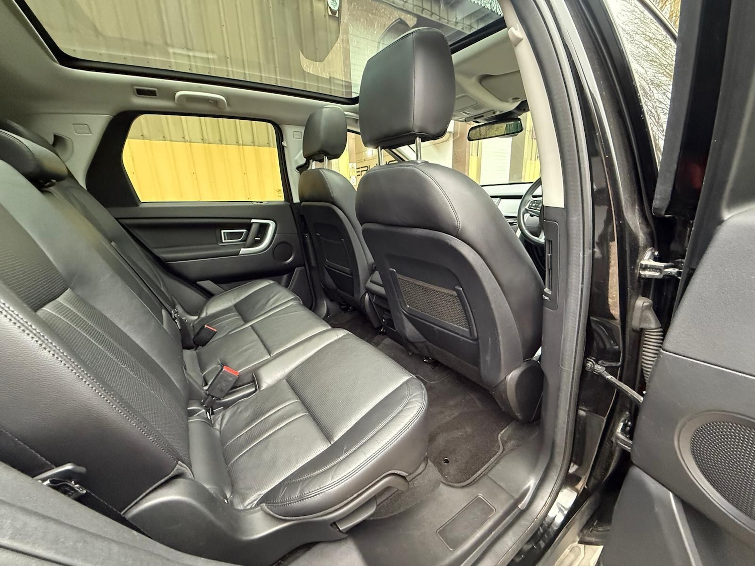 Used Land Rover Discovery Sport for sale - 77190688: Photo 28