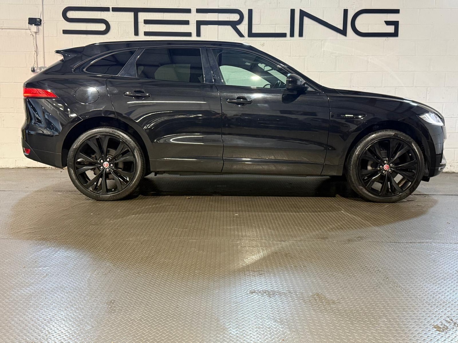 Used Jaguar F-Pace for sale - 77190565: Photo 15
