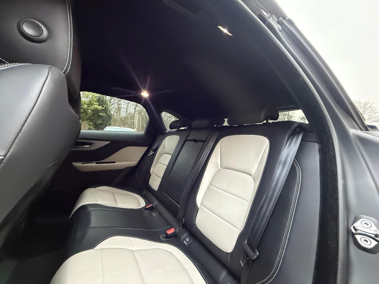 Used Jaguar F-Pace for sale - 77190565: Photo 34