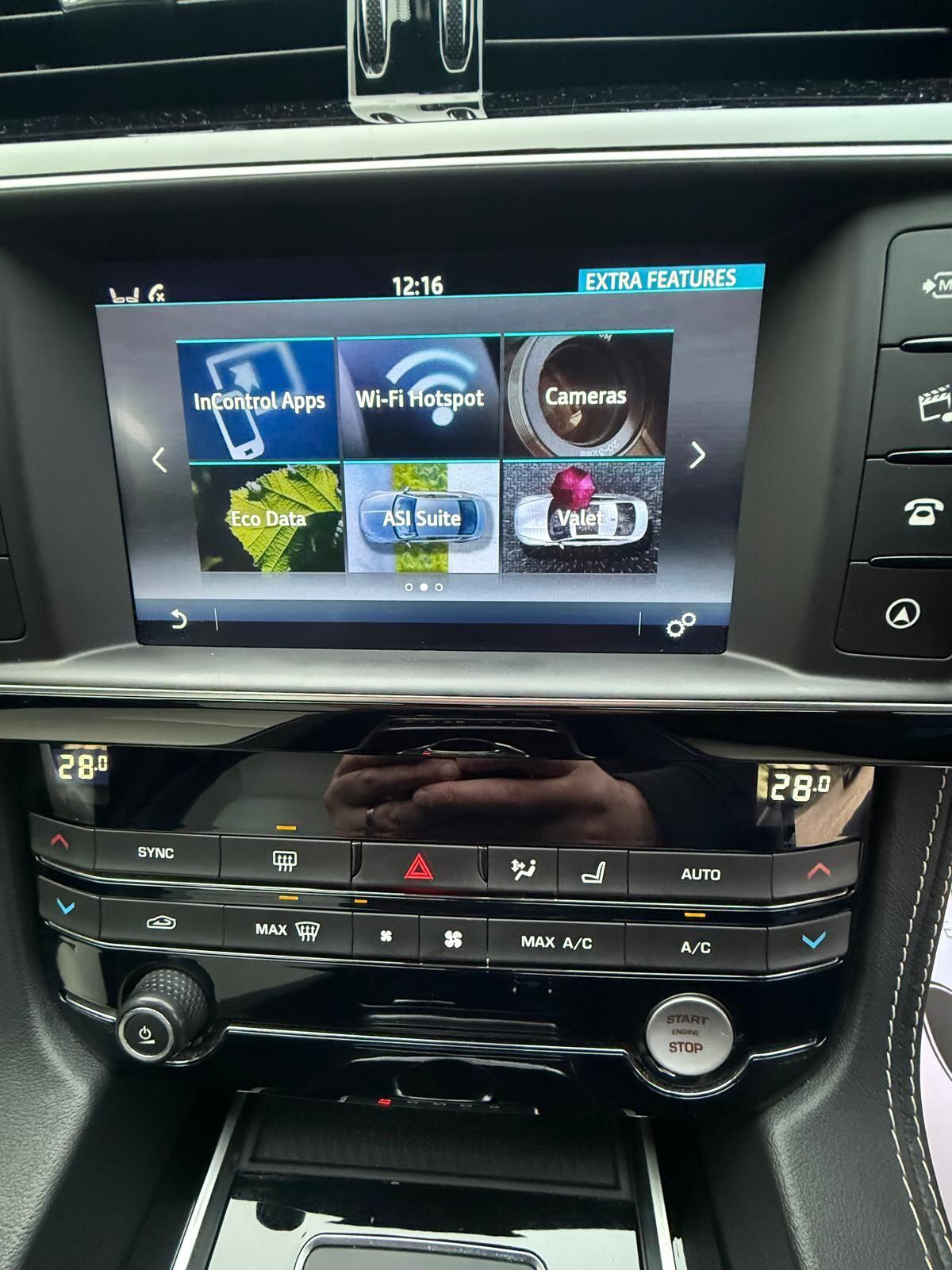 Used Jaguar F-Pace for sale - 77190565: Photo 35