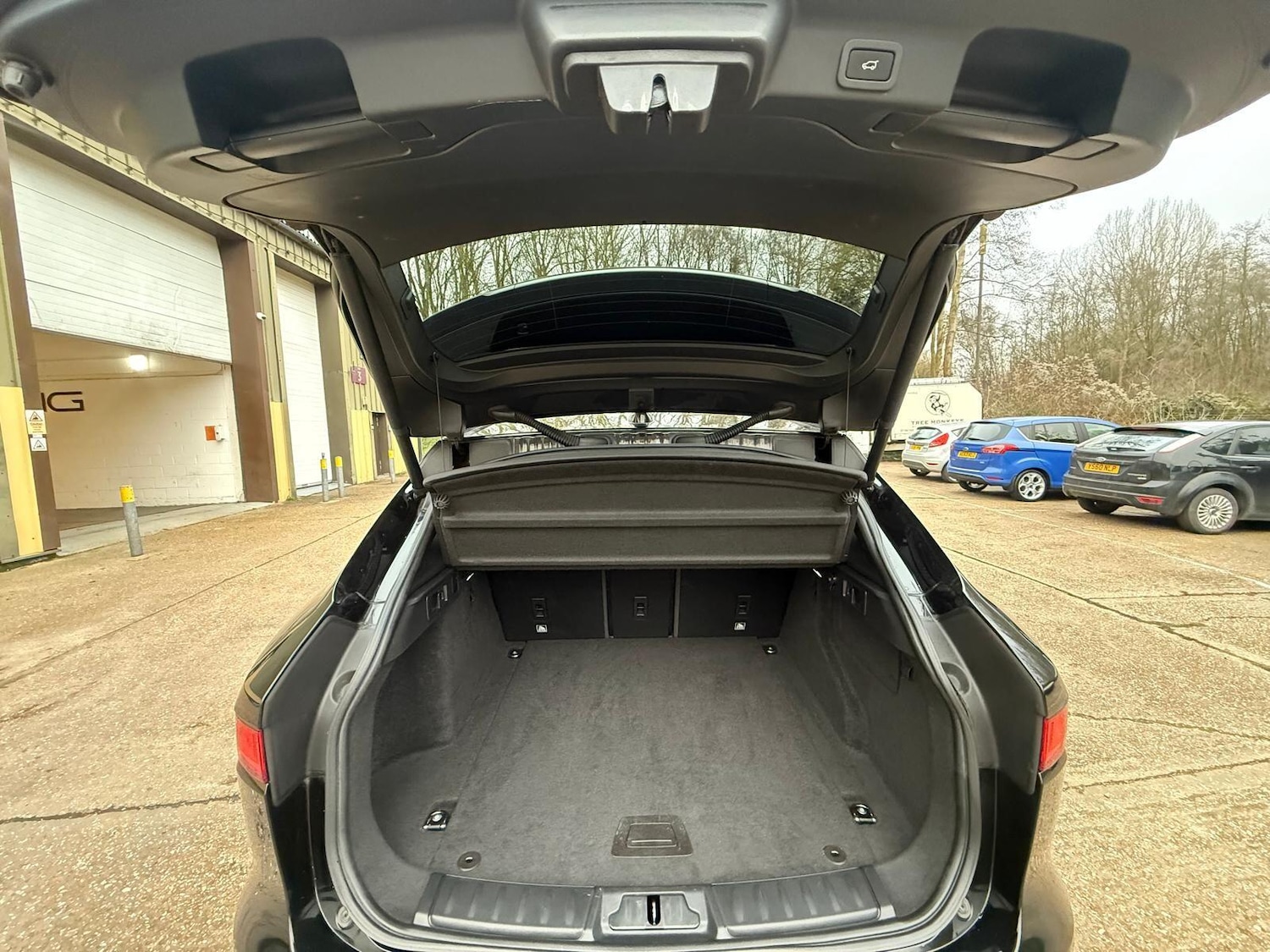 Used Jaguar F-Pace for sale - 77190565: Photo 42