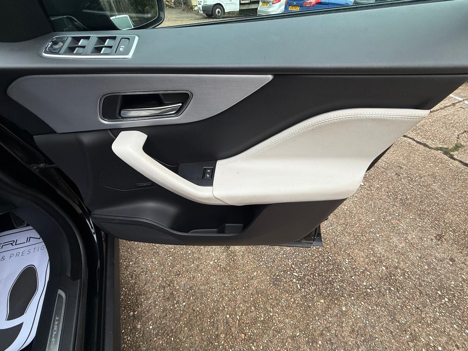 Used Jaguar F-Pace for sale - 77190565: Photo 43