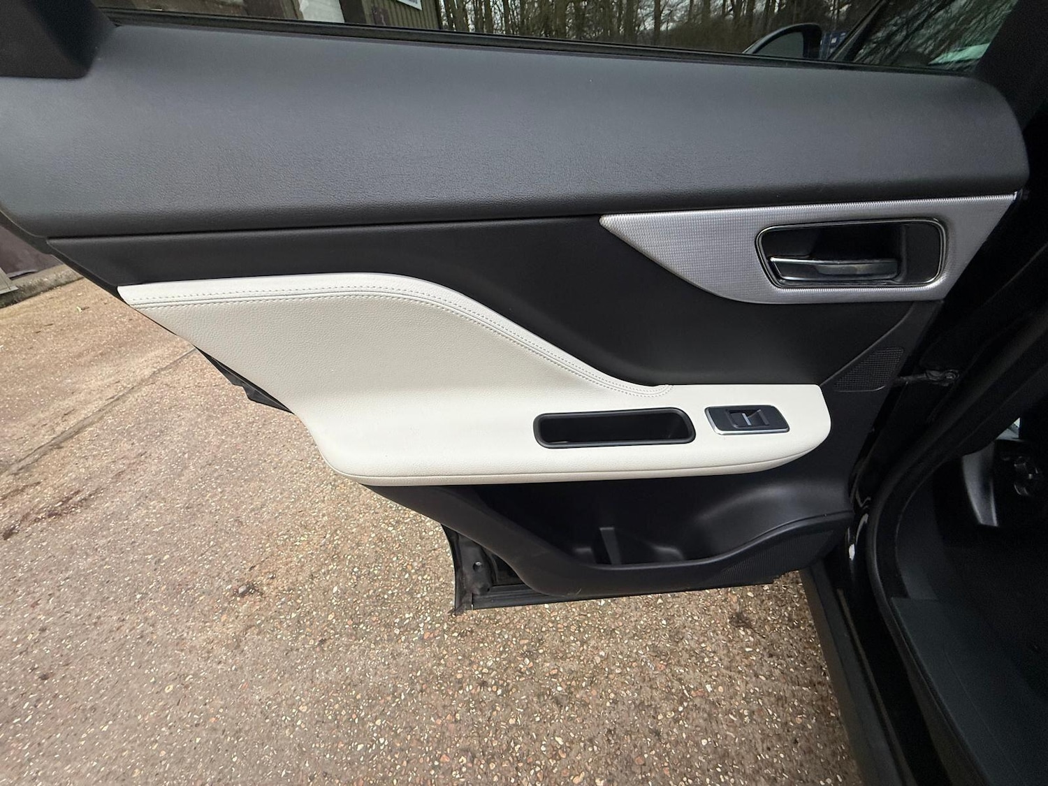 Used Jaguar F-Pace for sale - 77190565: Photo 45