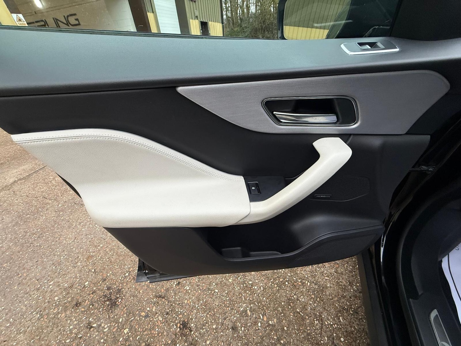 Used Jaguar F-Pace for sale - 77190565: Photo 46