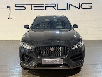 Used Jaguar F-Pace 2017 for sale - 77190565: Photo