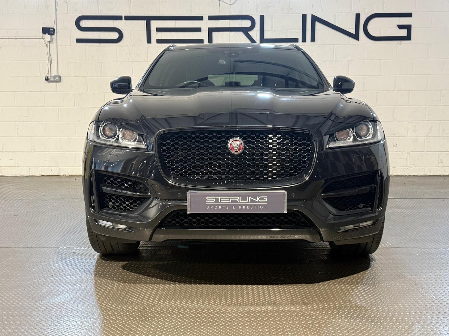 Used Jaguar F-Pace for sale - 77190565: Photo 5