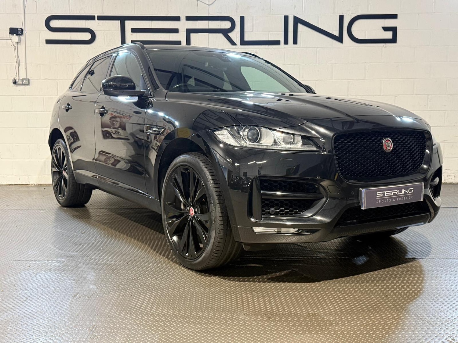 Used Jaguar F-Pace for sale - 77190565: Photo 8