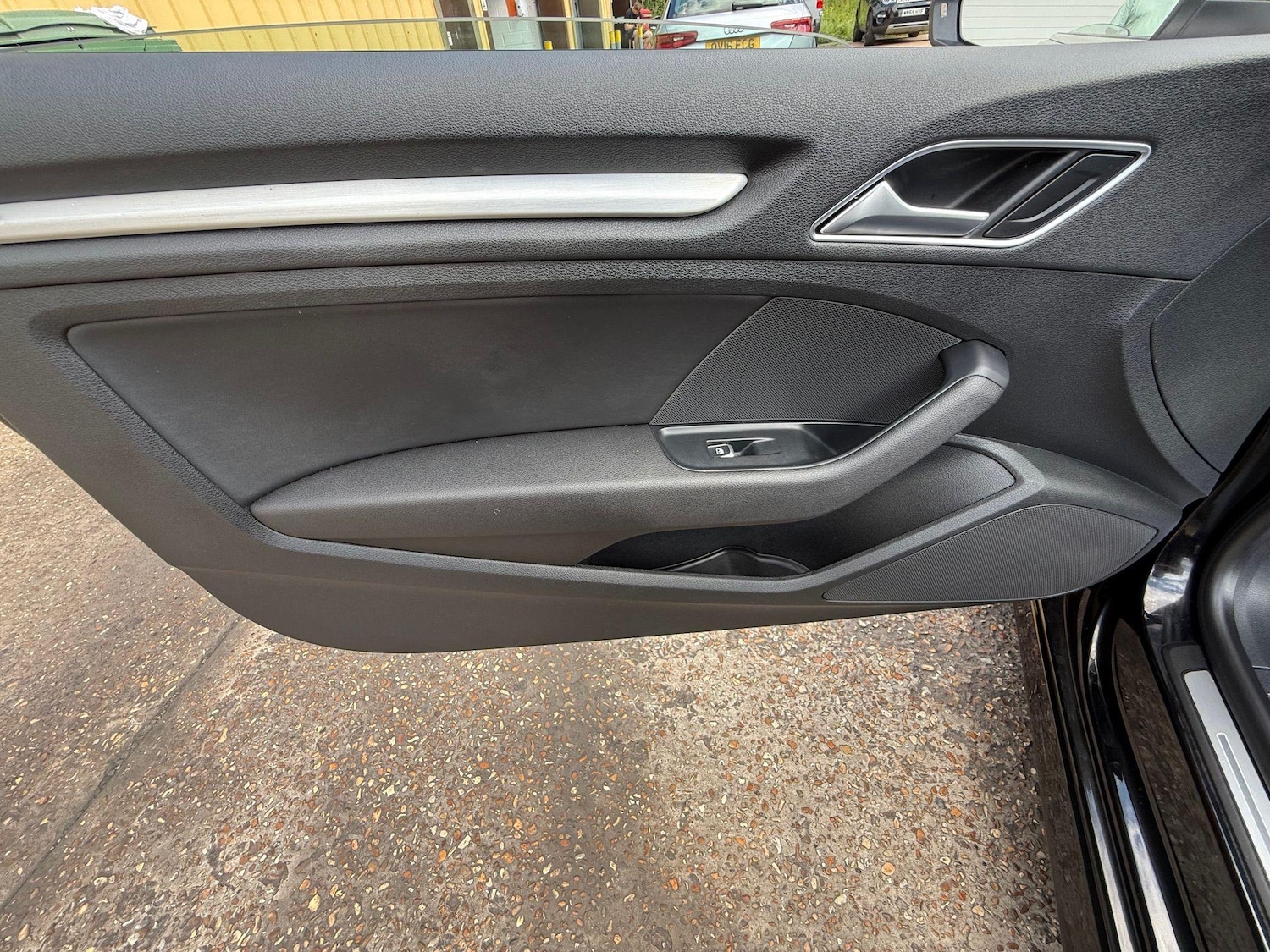 Used Audi A3 2017 for sale - 77230437: Photo 37