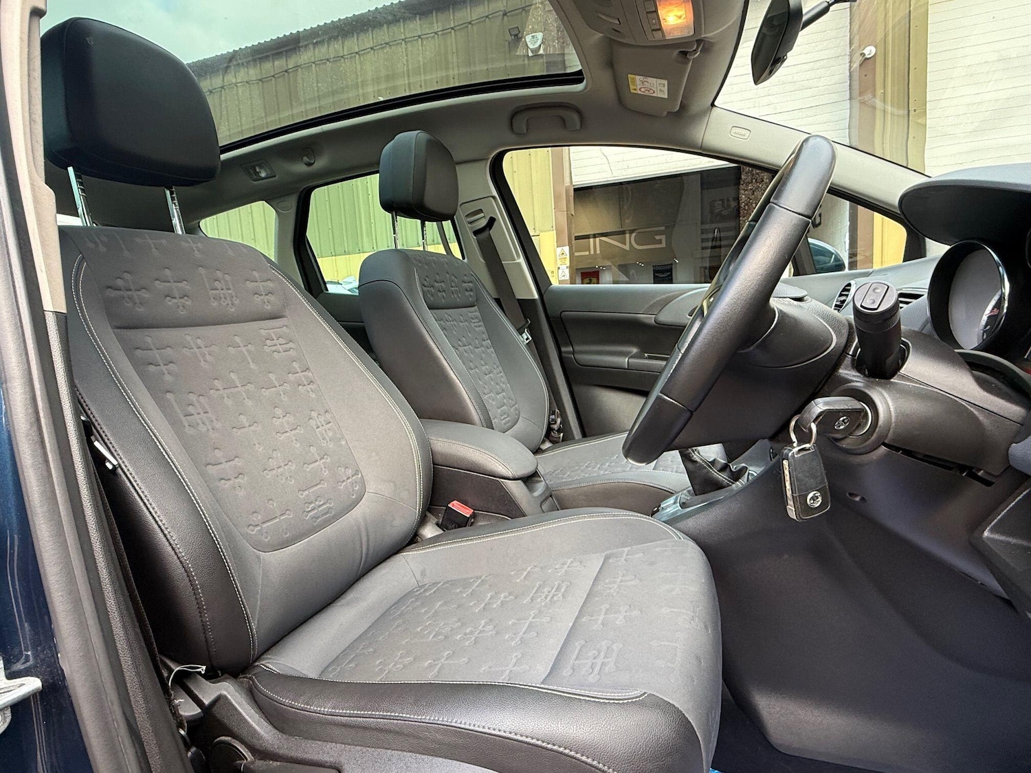 Used Vauxhall Meriva for sale - 77191238: Photo 41