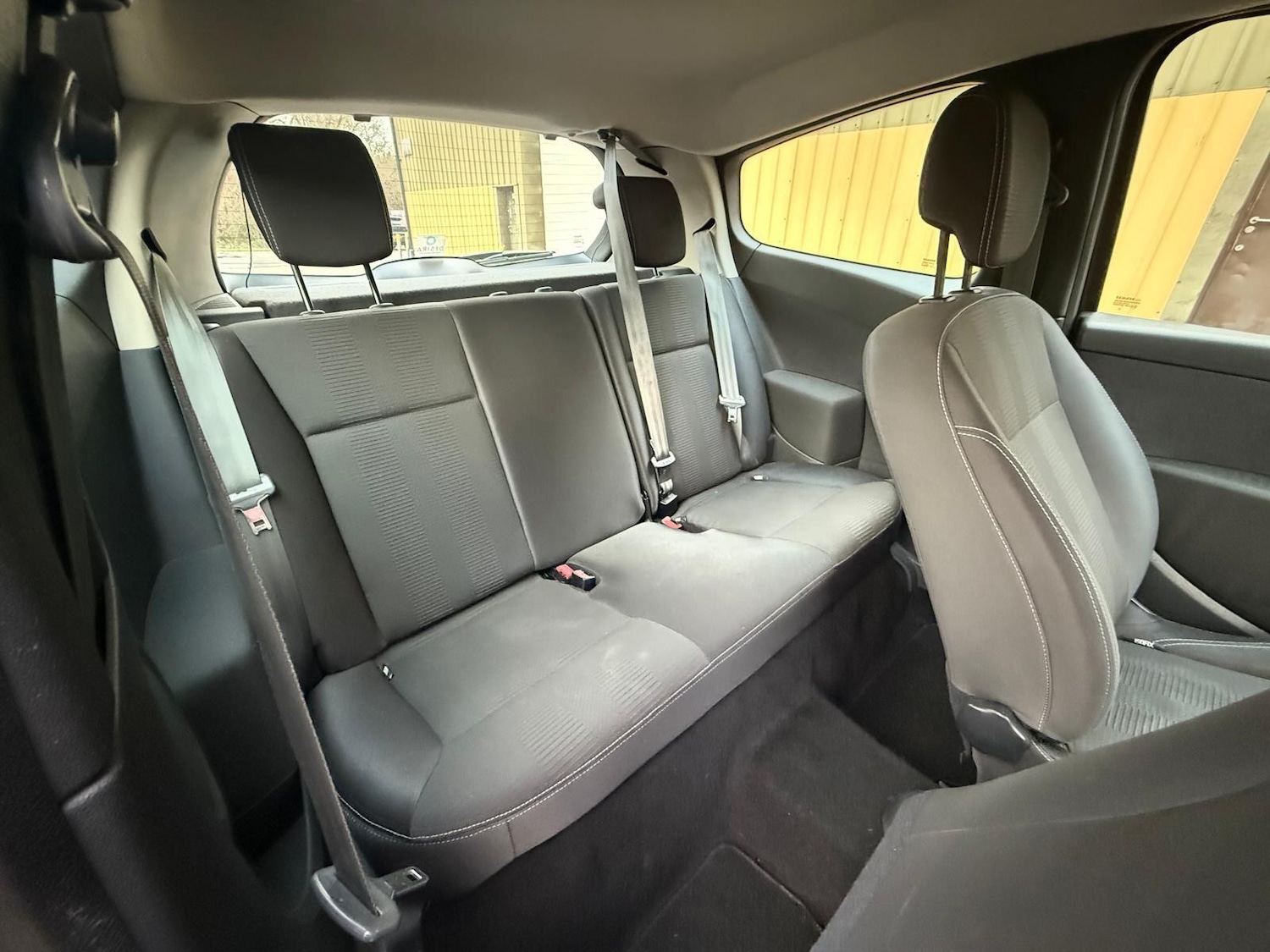 Used Renault Clio for sale - 77190384: Photo 29