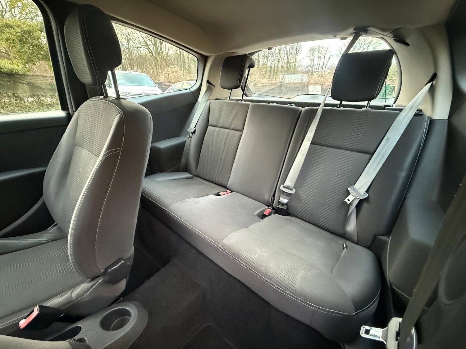 Used Renault Clio for sale - 77190384: Photo 31