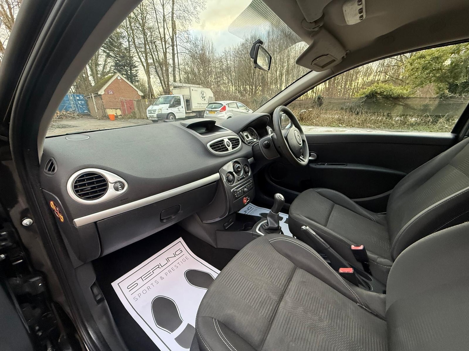 Used Renault Clio for sale - 77190384: Photo 35