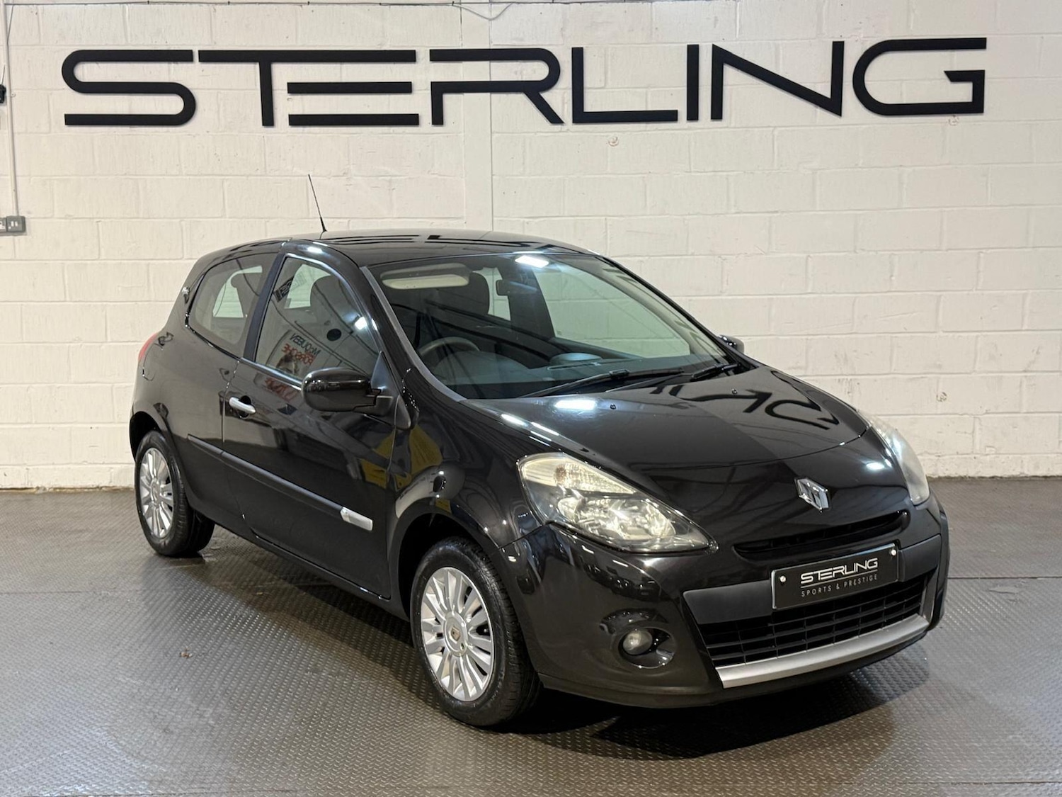 Used Renault Clio for sale - 77190384: Photo 6