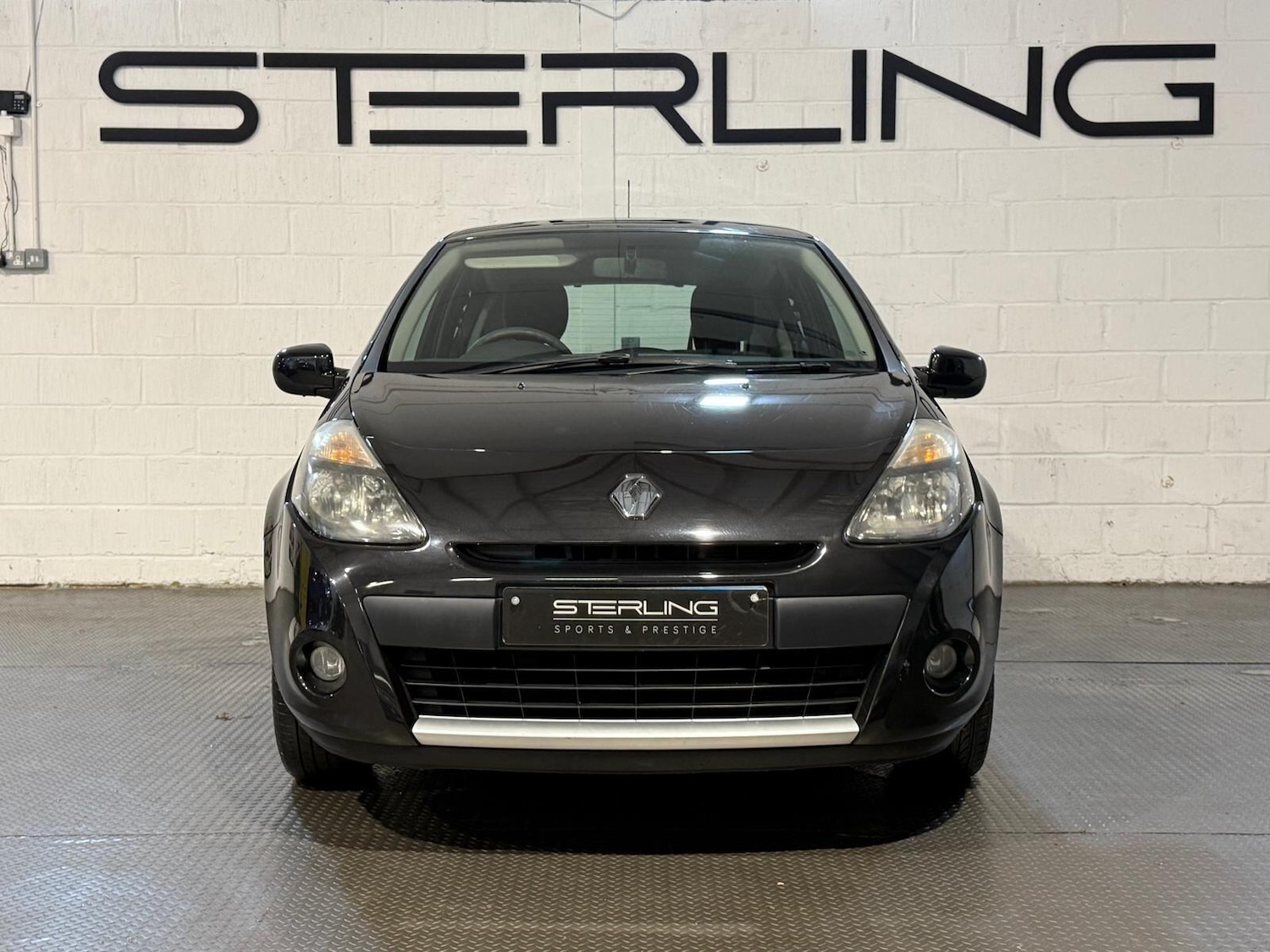 Used Renault Clio for sale - 77190384: Photo 8