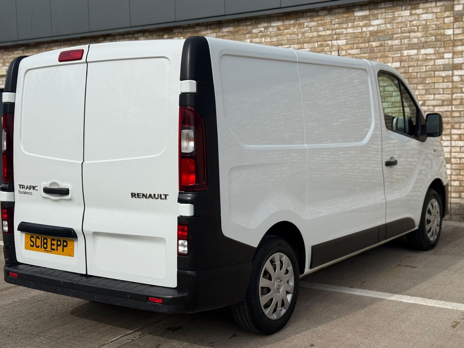 Used Renault Trafic 2018 for sale - 78135100: Photo 23