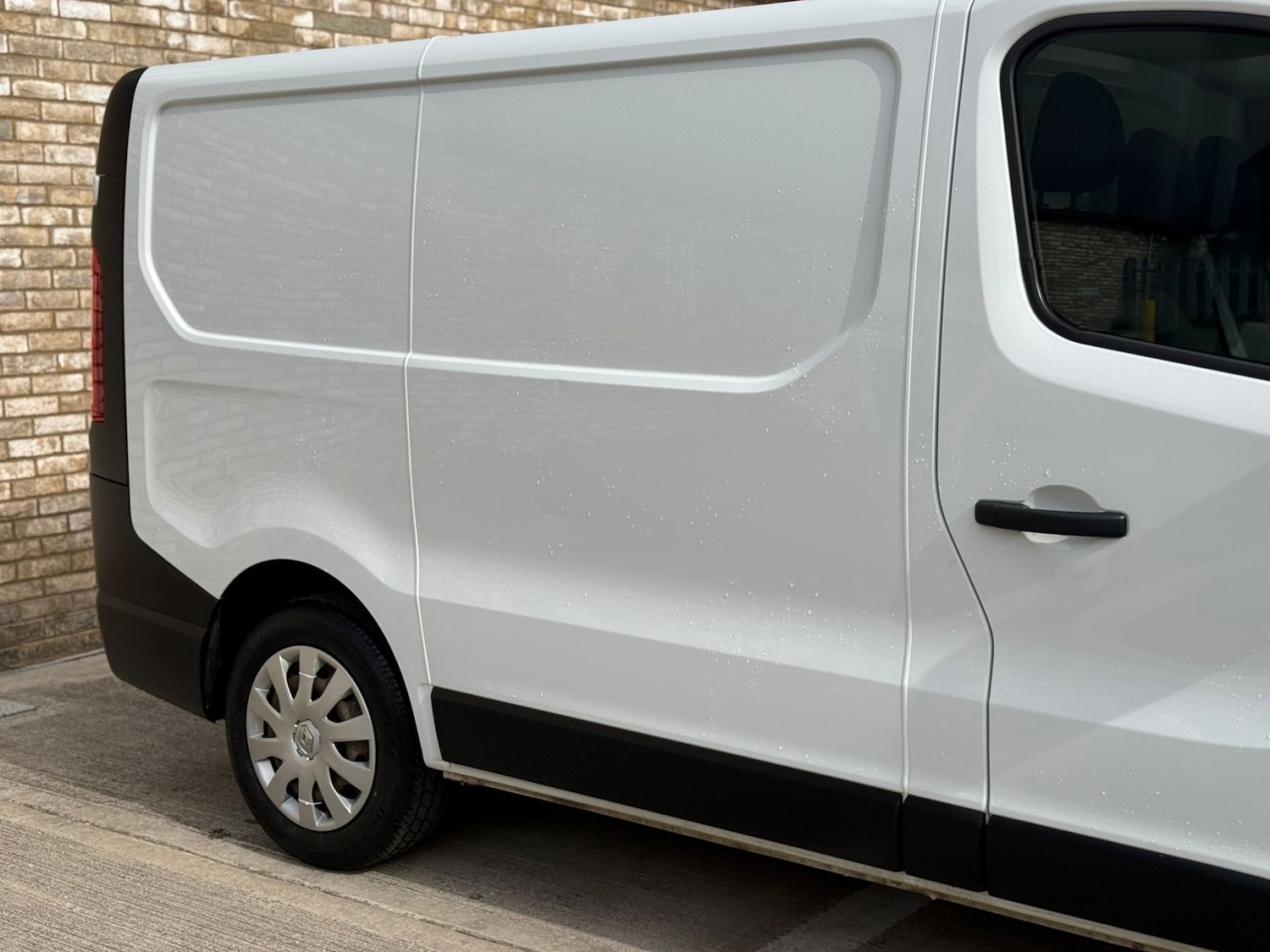 Used Renault Trafic 2018 for sale - 78135100: Photo 27