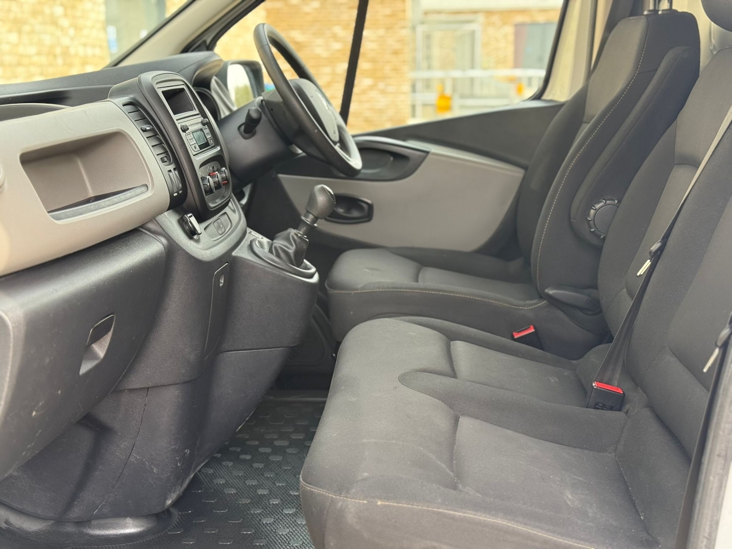 Used Renault Trafic 2018 for sale - 78135100: Photo 35