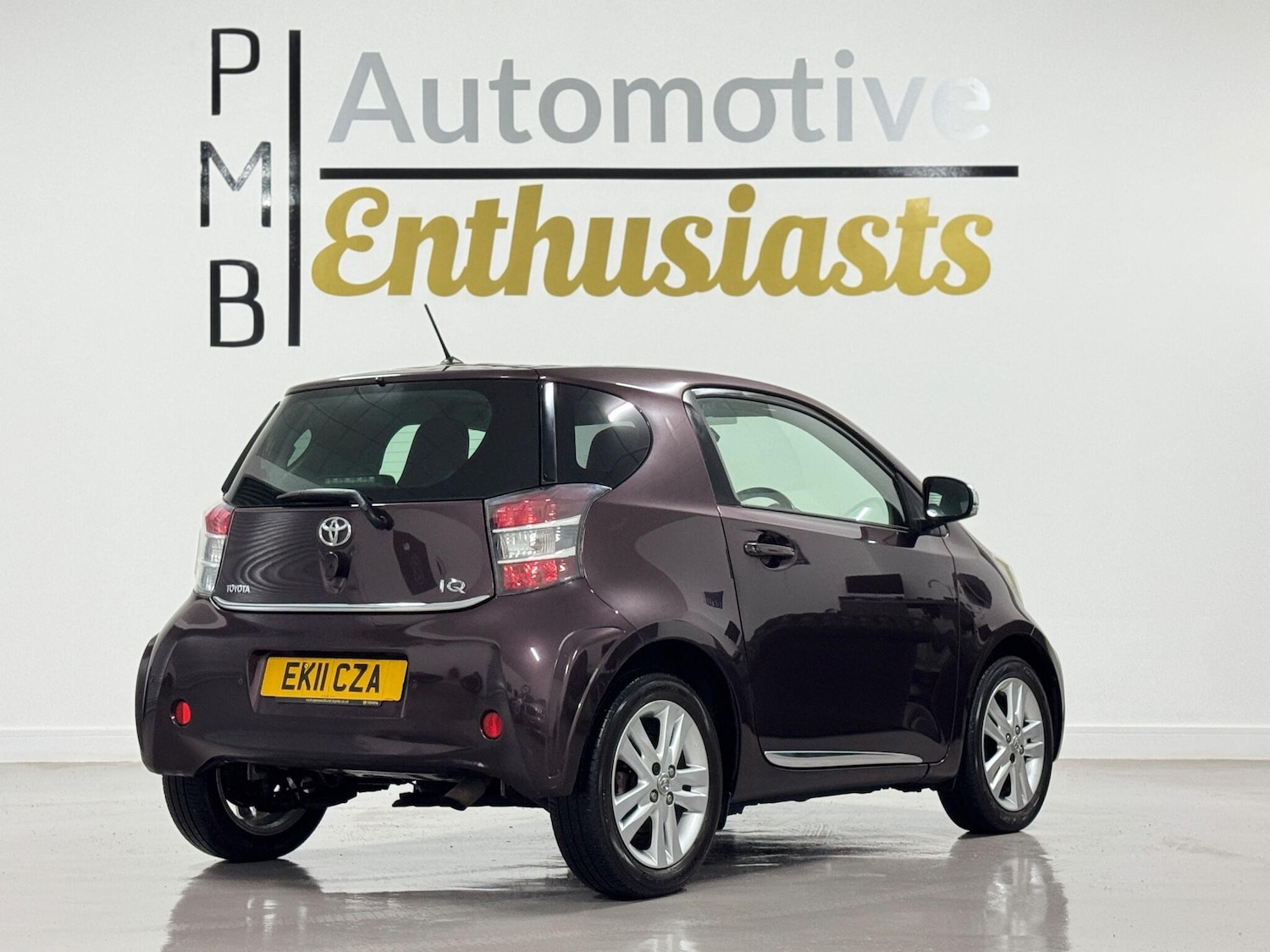 Used Toyota IQ 2011 for sale - 76742393: Photo 23