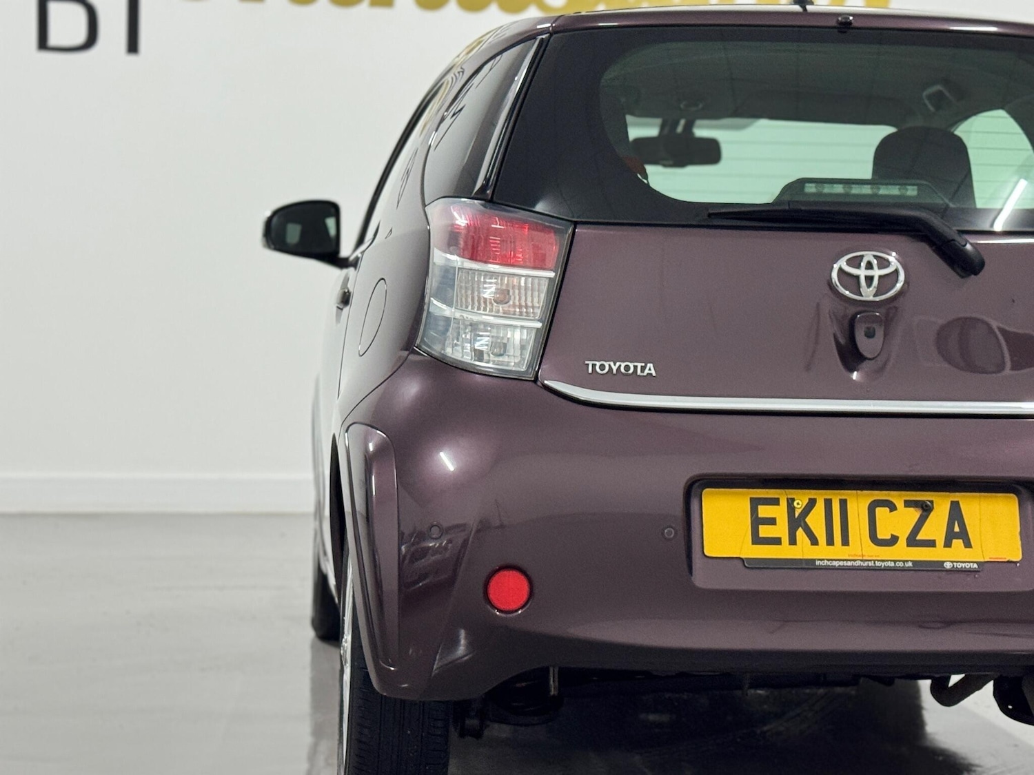 Used Toyota IQ 2011 for sale - 76742393: Photo 27