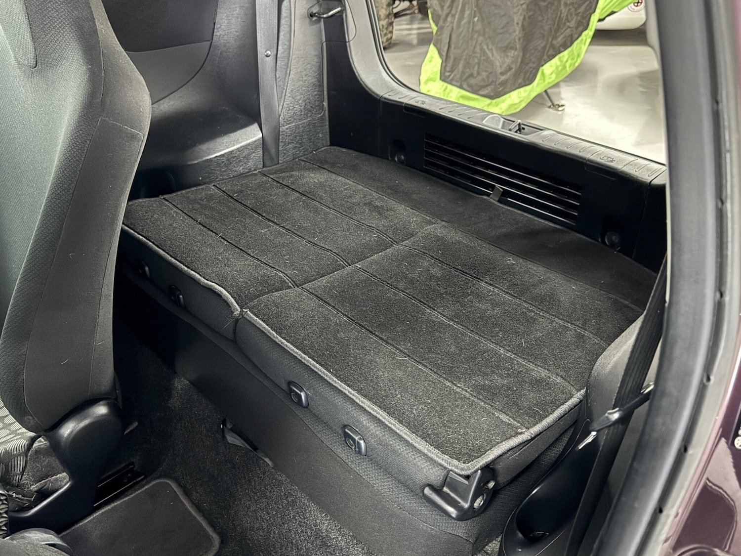 Used Toyota IQ 2011 for sale - 76742393: Photo 30