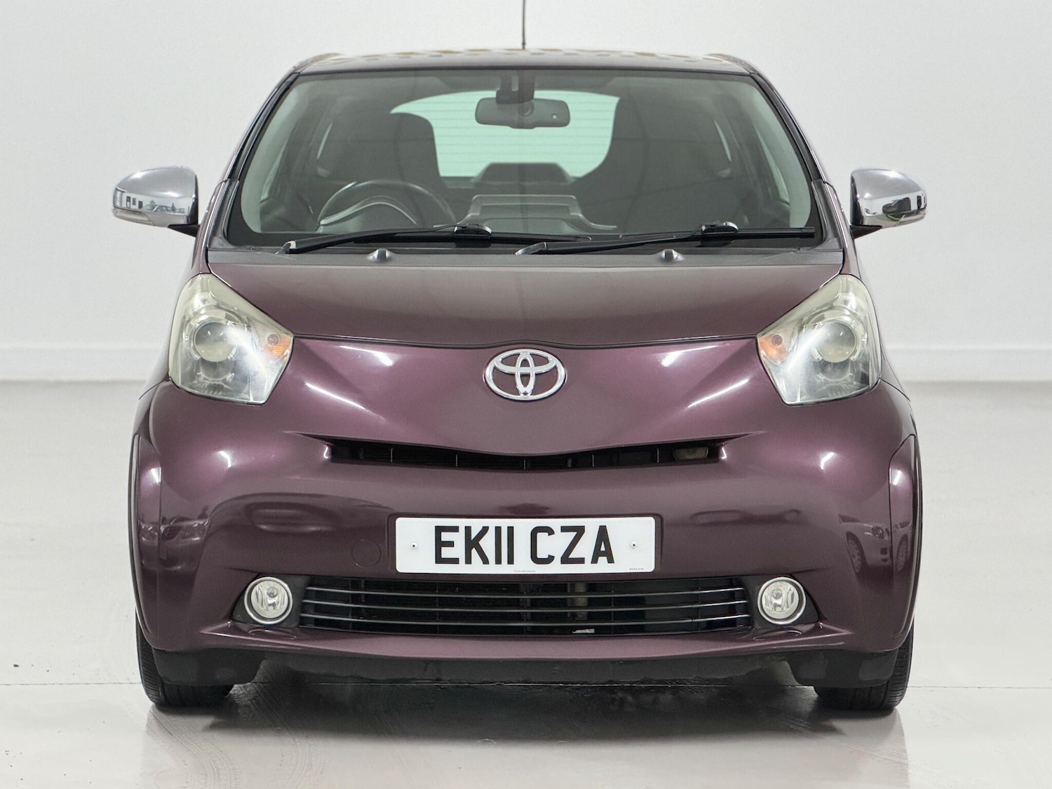 Used Toyota IQ 2011 for sale - 76742393: Photo 45