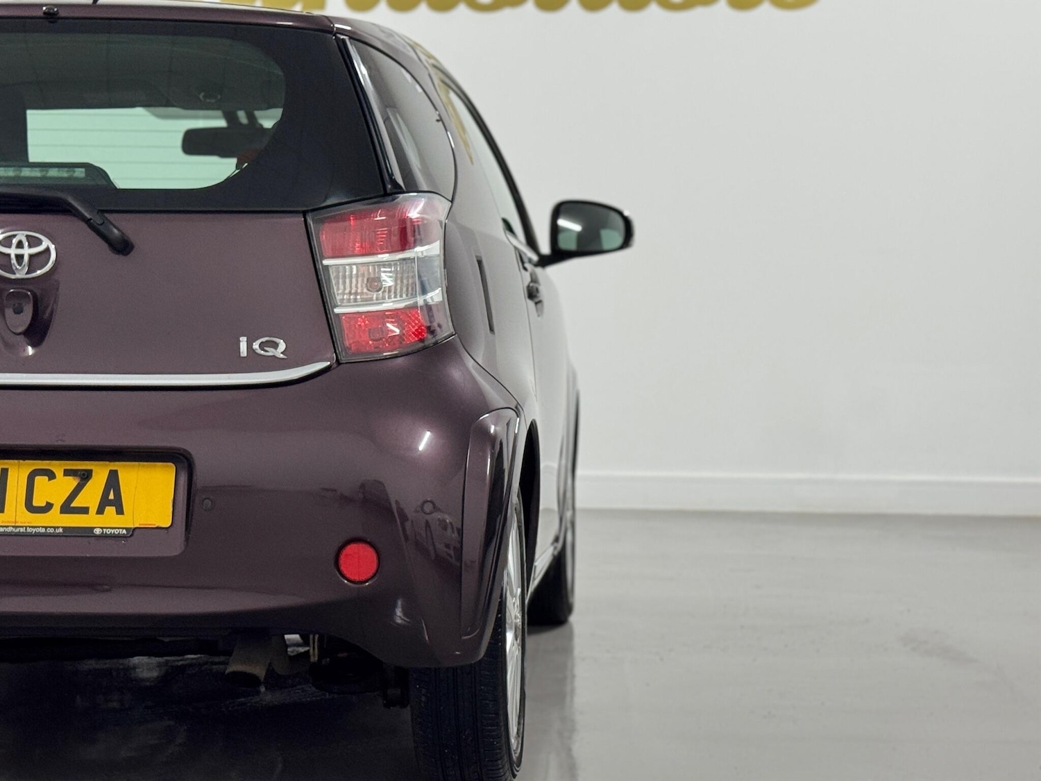 Used Toyota IQ 2011 for sale - 76742393: Photo 60