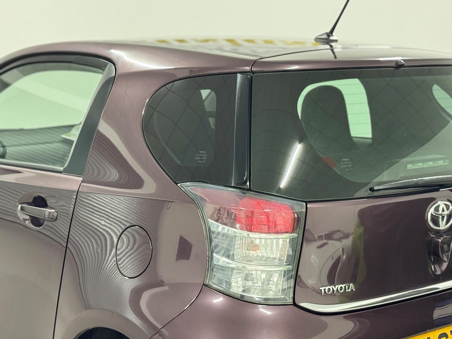 Used Toyota IQ 2011 for sale - 76742393: Photo 61