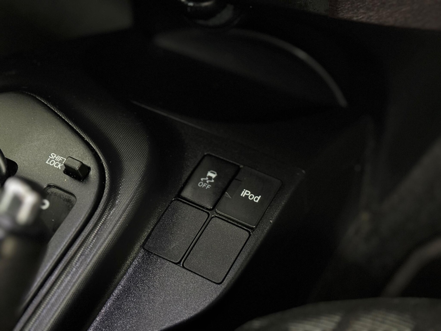 Used Toyota IQ 2011 for sale - 76742393: Photo 70