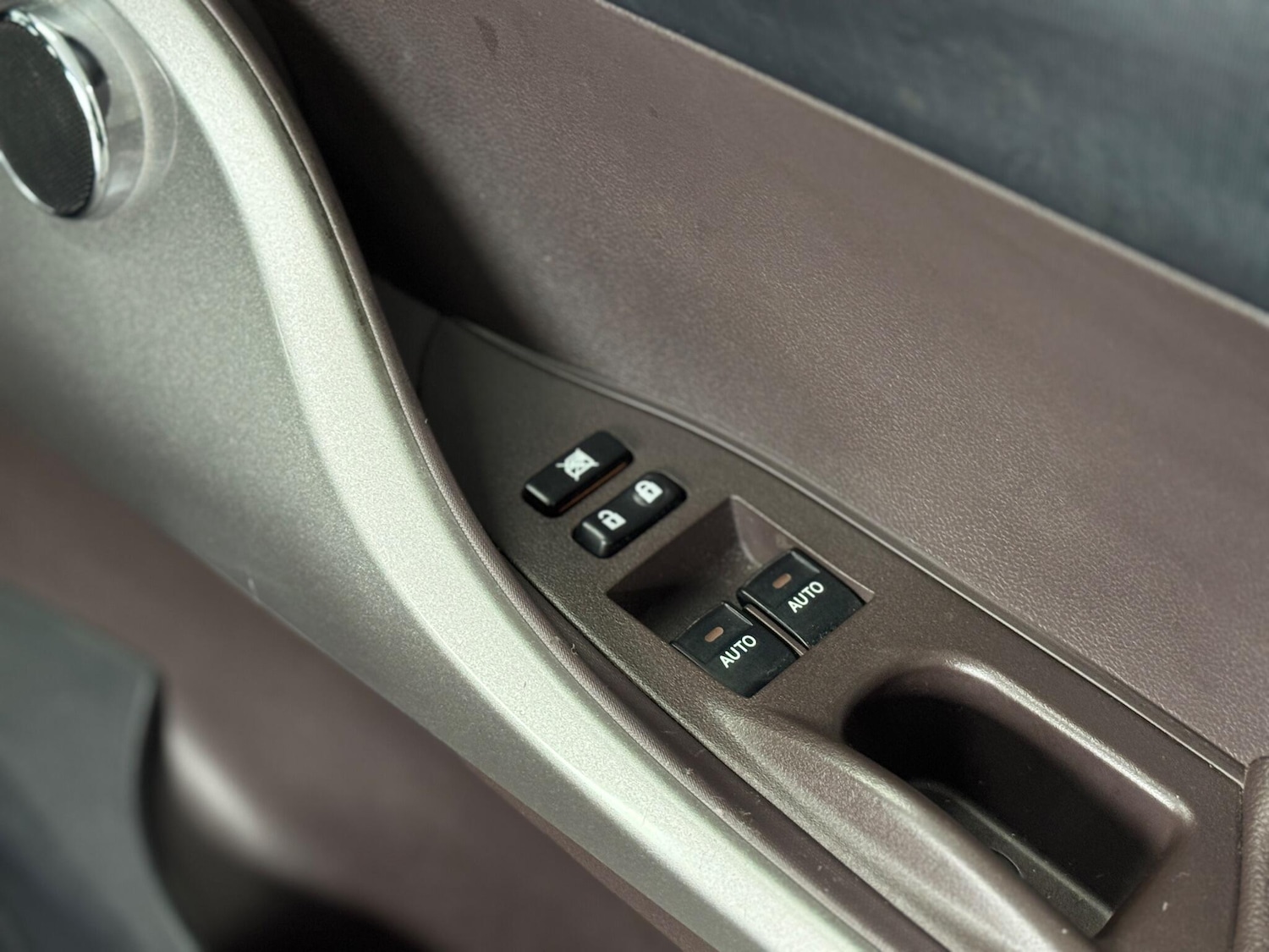 Used Toyota IQ 2011 for sale - 76742393: Photo 71