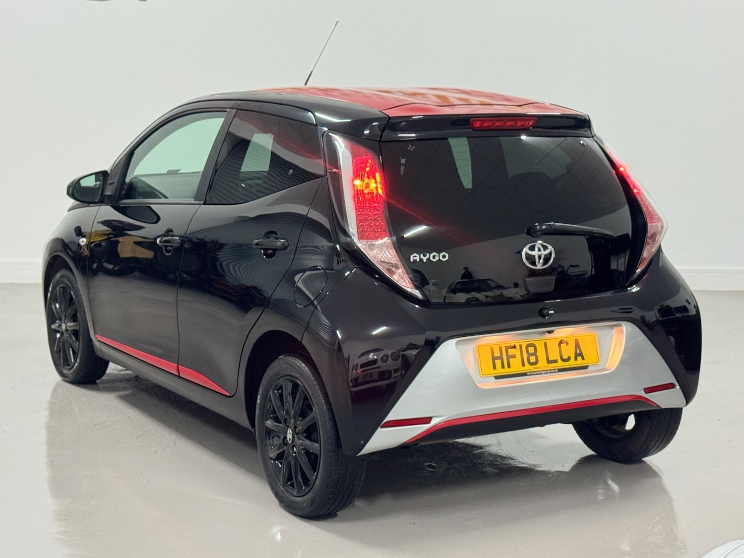 Used Toyota AYGO 2018 for sale - 76975478: Photo 16