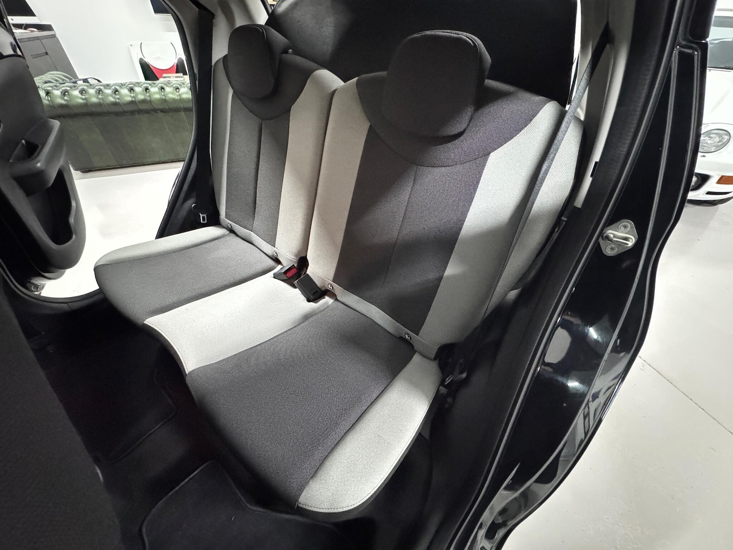 Used Toyota AYGO 2018 for sale - 76975478: Photo 21