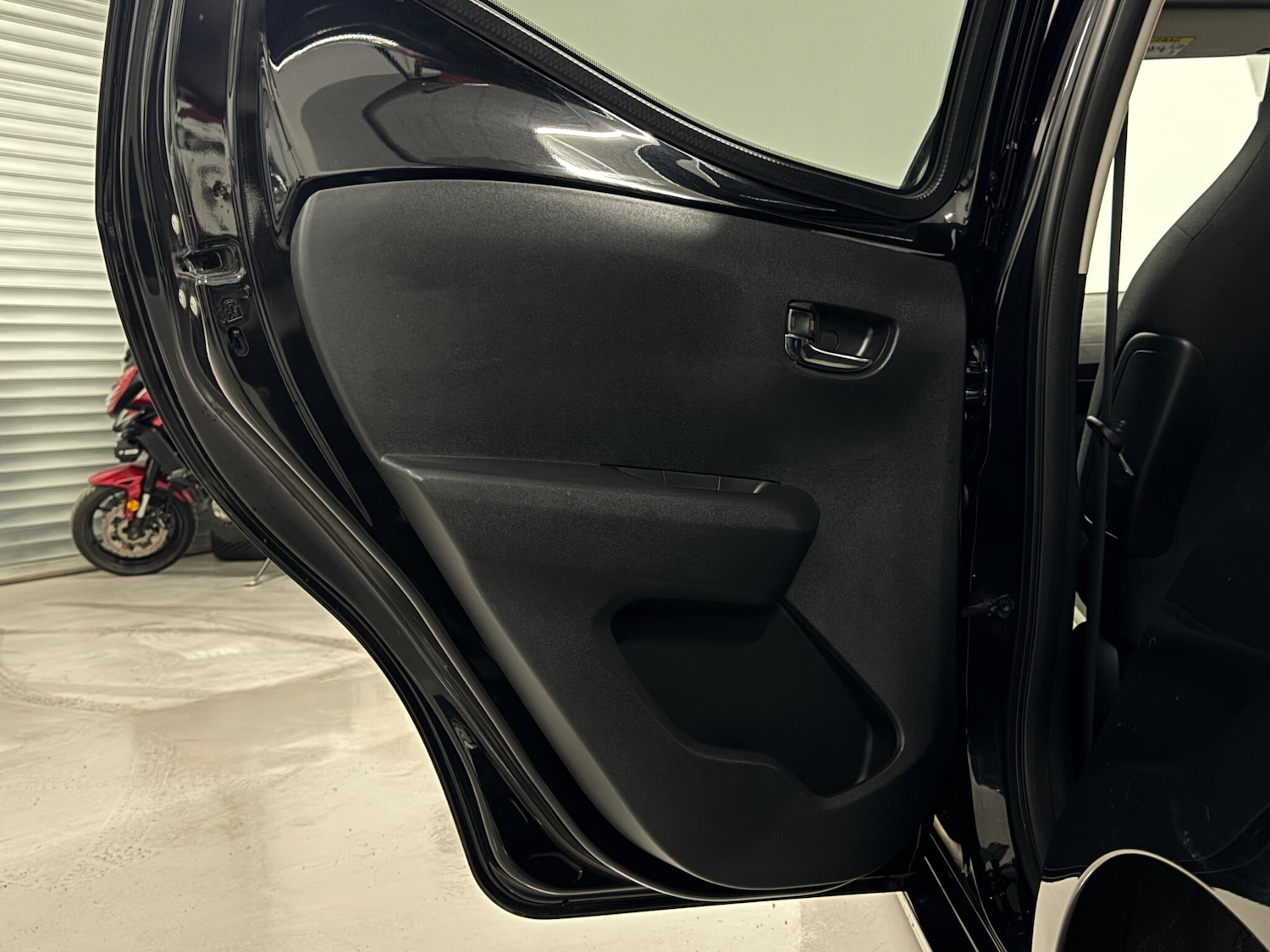 Used Toyota AYGO 2018 for sale - 76975478: Photo 46