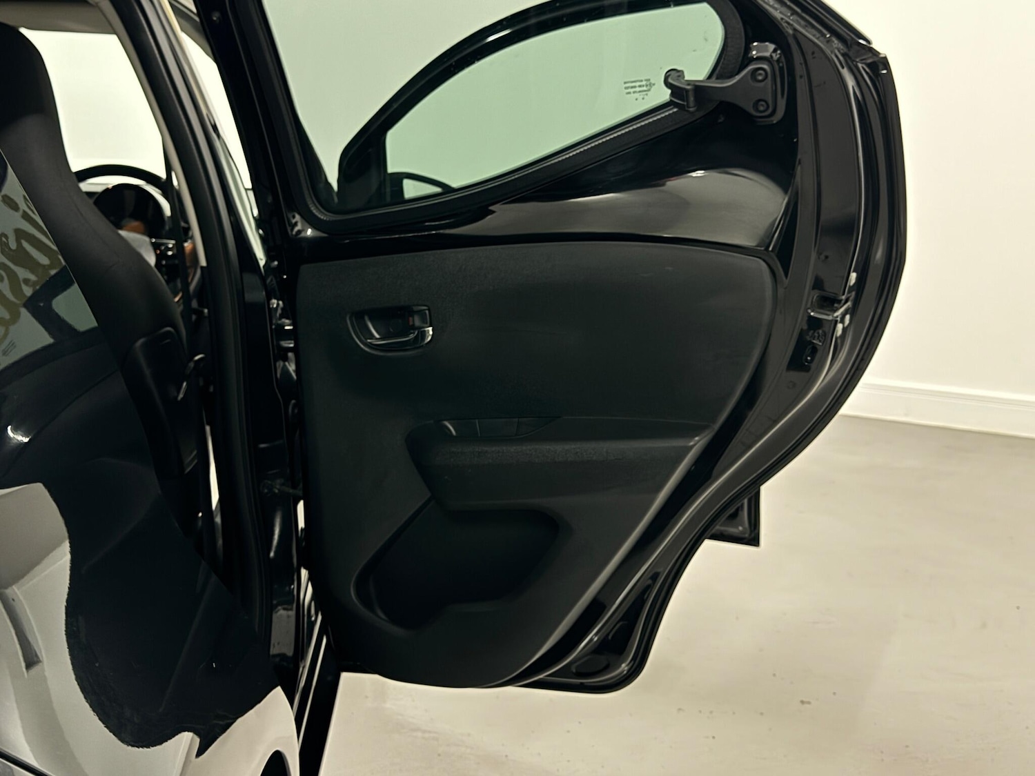 Used Toyota AYGO 2018 for sale - 76975478: Photo 48