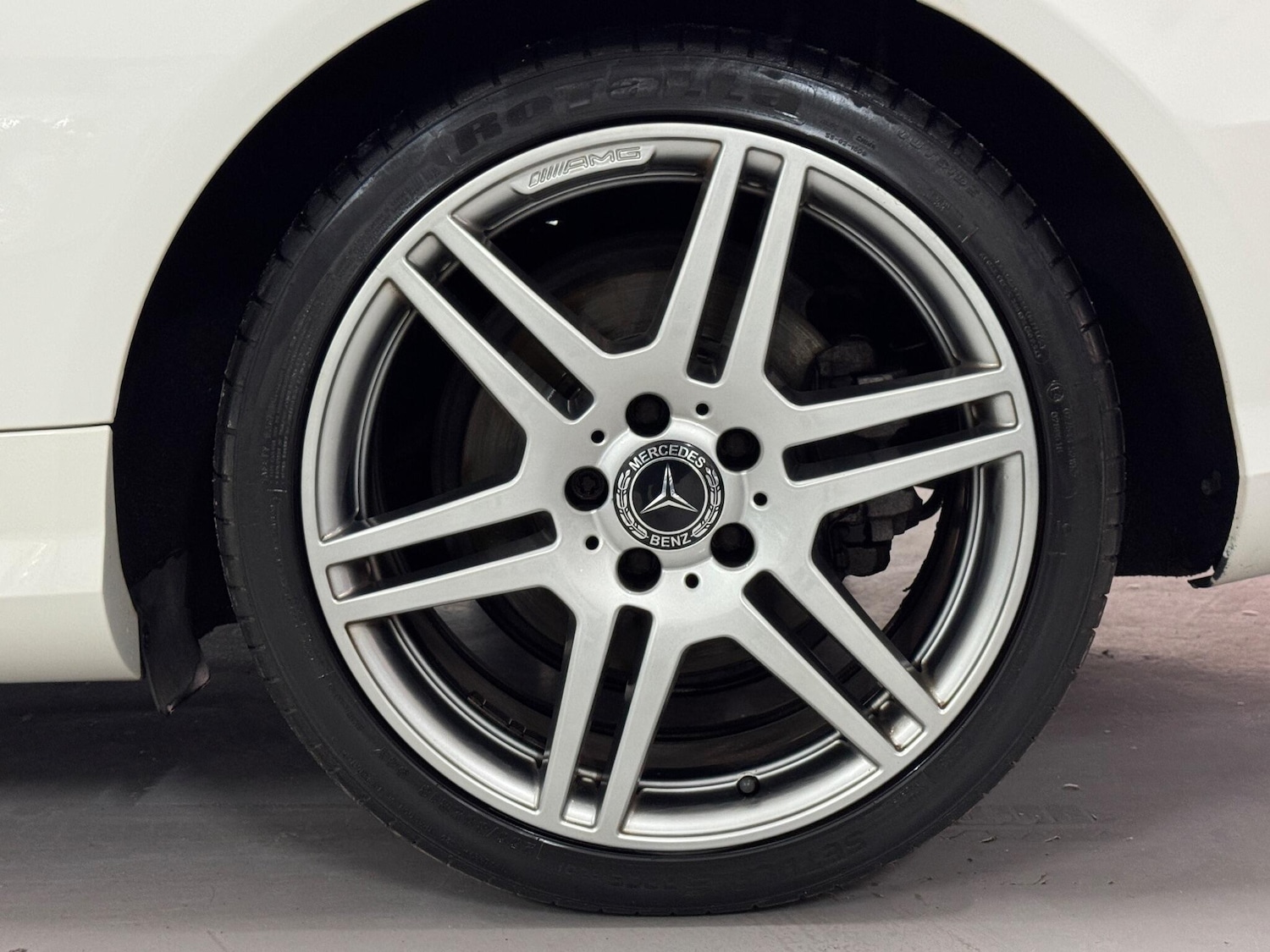 Used Mercedes-Benz E Class 2010 for sale - 76991115: Photo 23