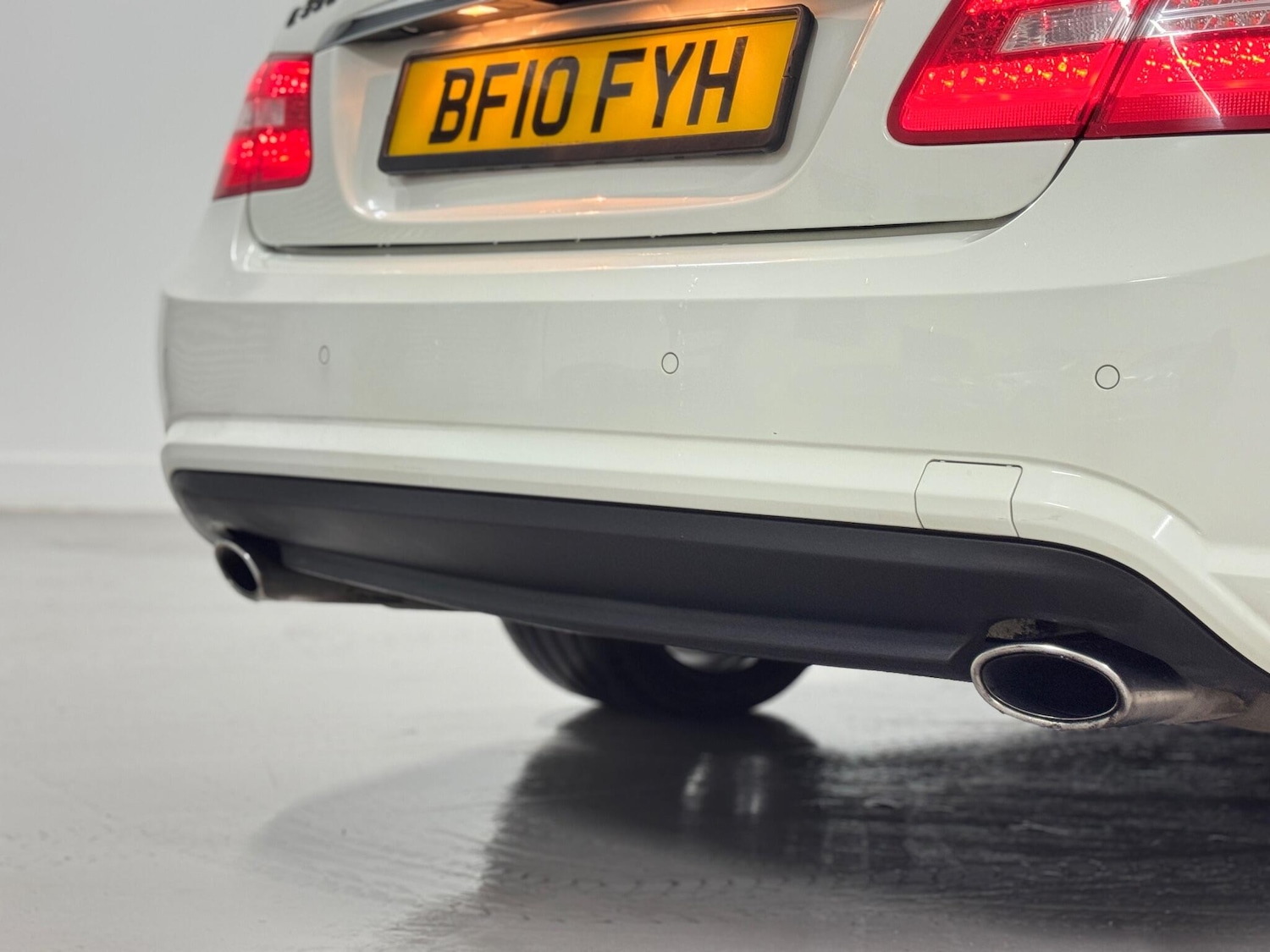 Used Mercedes-Benz E Class 2010 for sale - 76991115: Photo 44