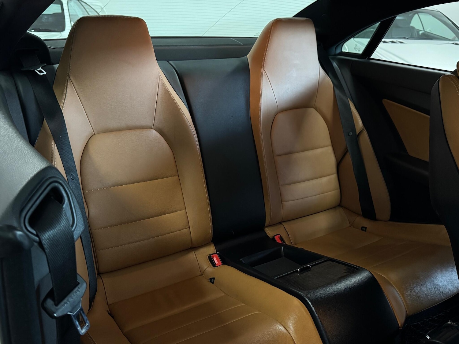 Used Mercedes-Benz E Class 2010 for sale - 76991115: Photo 62