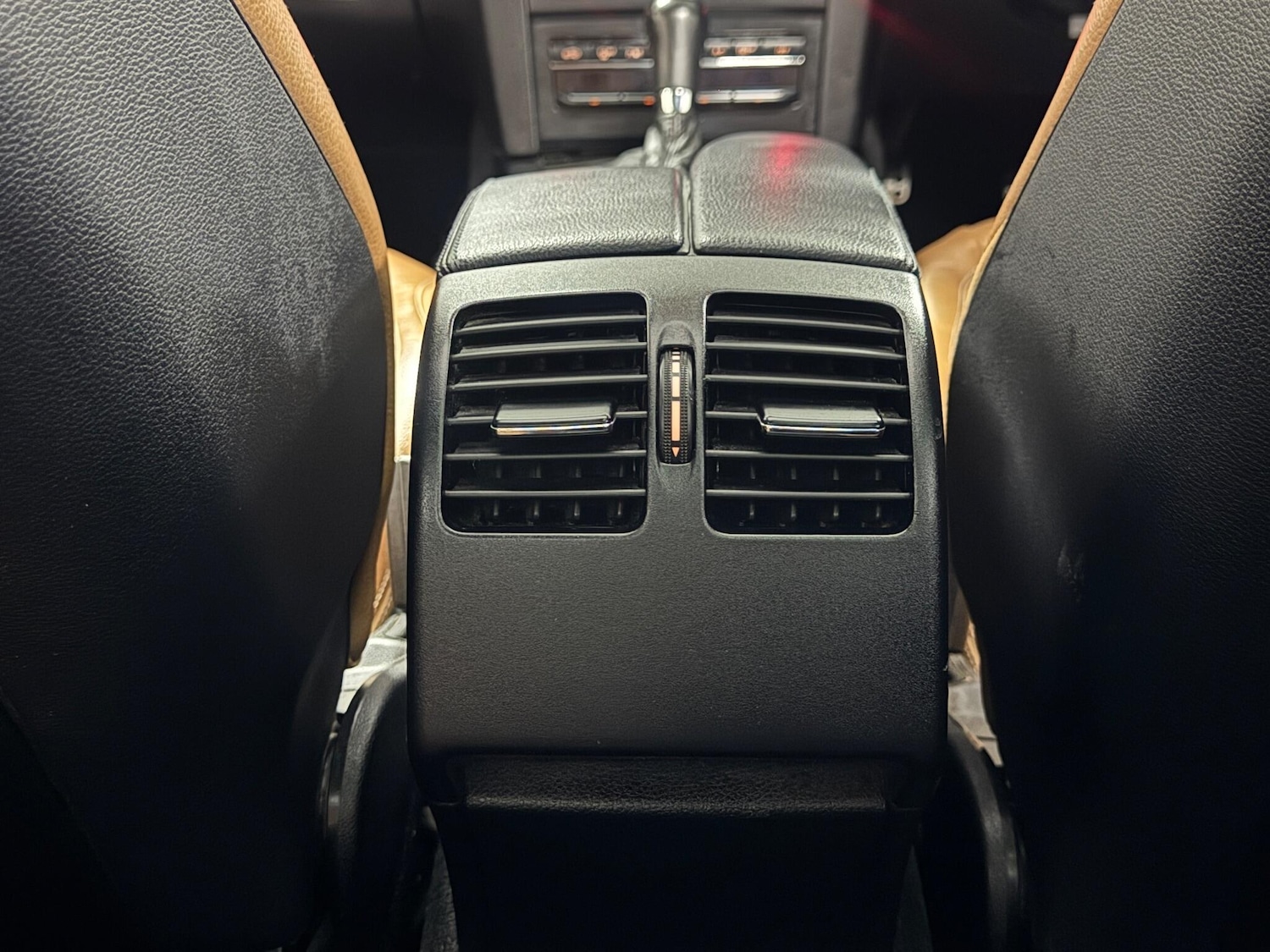 Used Mercedes-Benz E Class 2010 for sale - 76991115: Photo 83