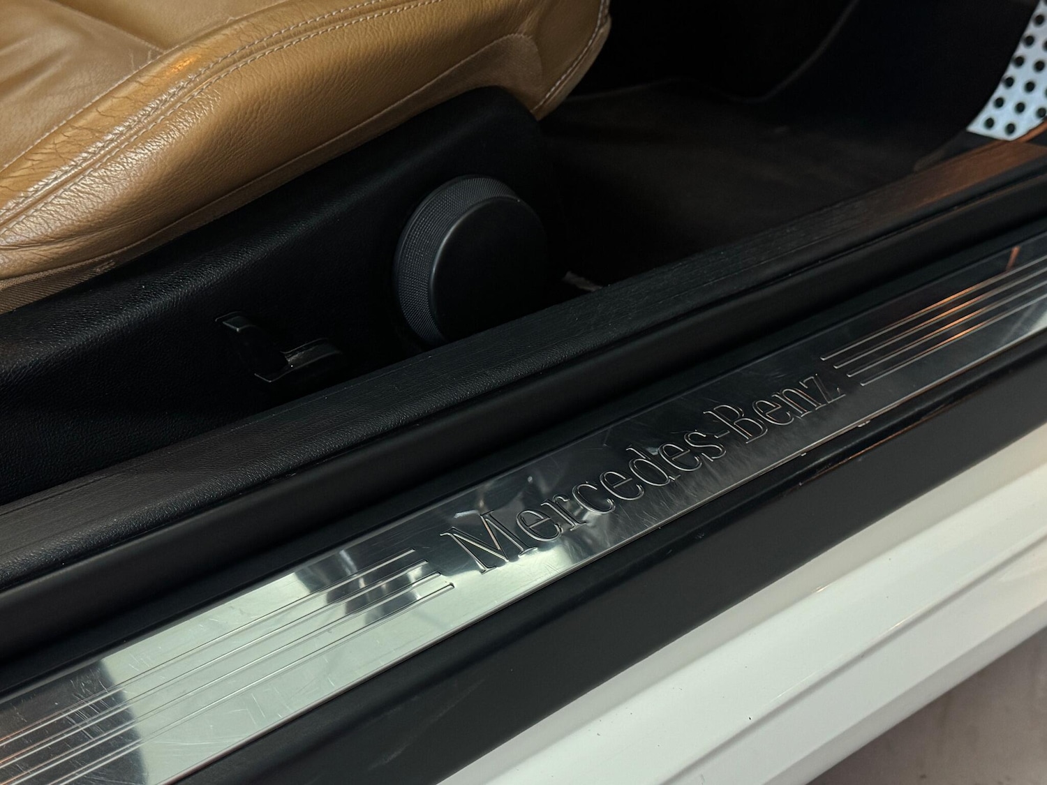 Used Mercedes-Benz E Class 2010 for sale - 76991115: Photo 88