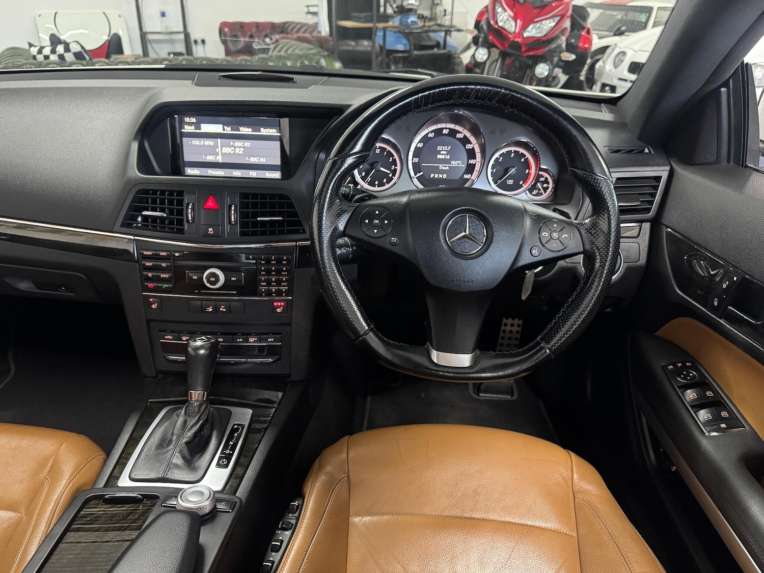 Used Mercedes-Benz E Class 2010 for sale - 76991115: Photo 99