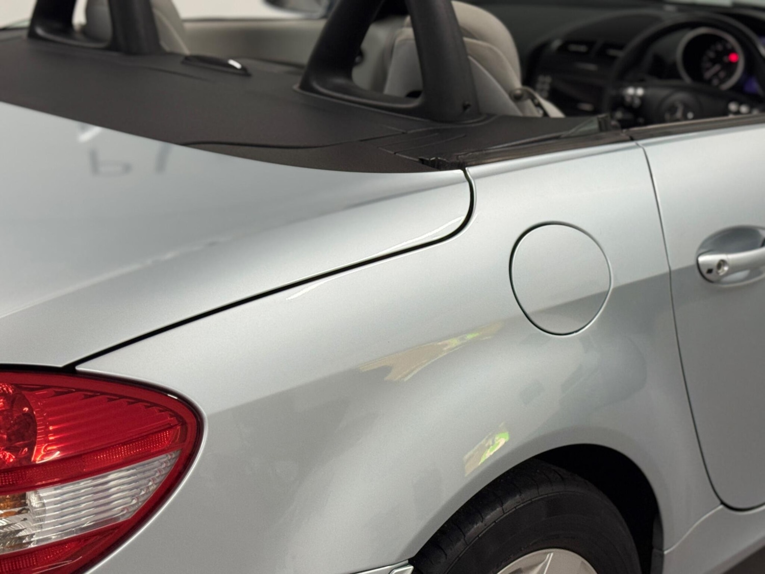 Used Mercedes-Benz SLK 2006 for sale - 76398476: Photo 17