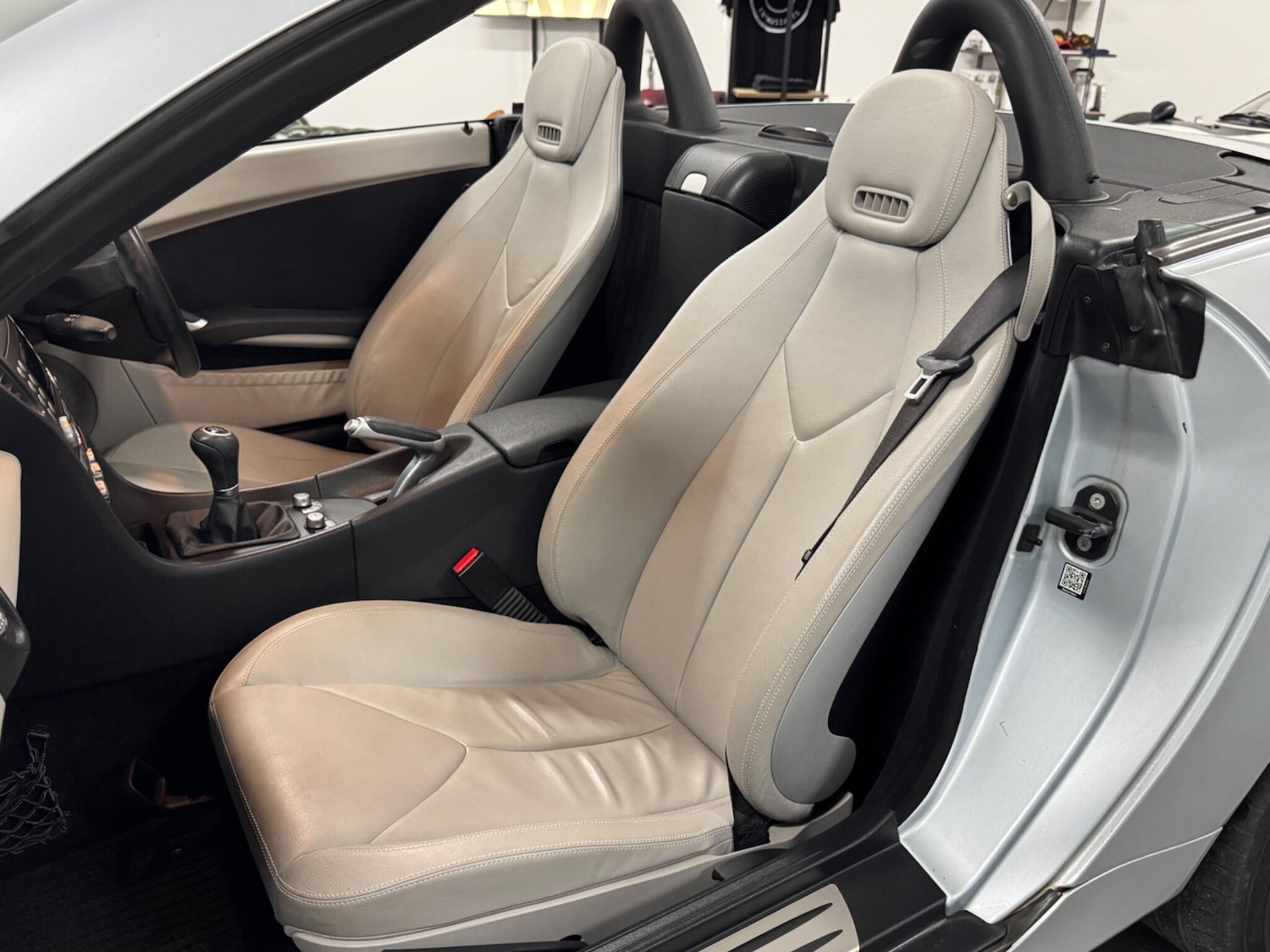 Used Mercedes-Benz SLK 2006 for sale - 76398476: Photo 44