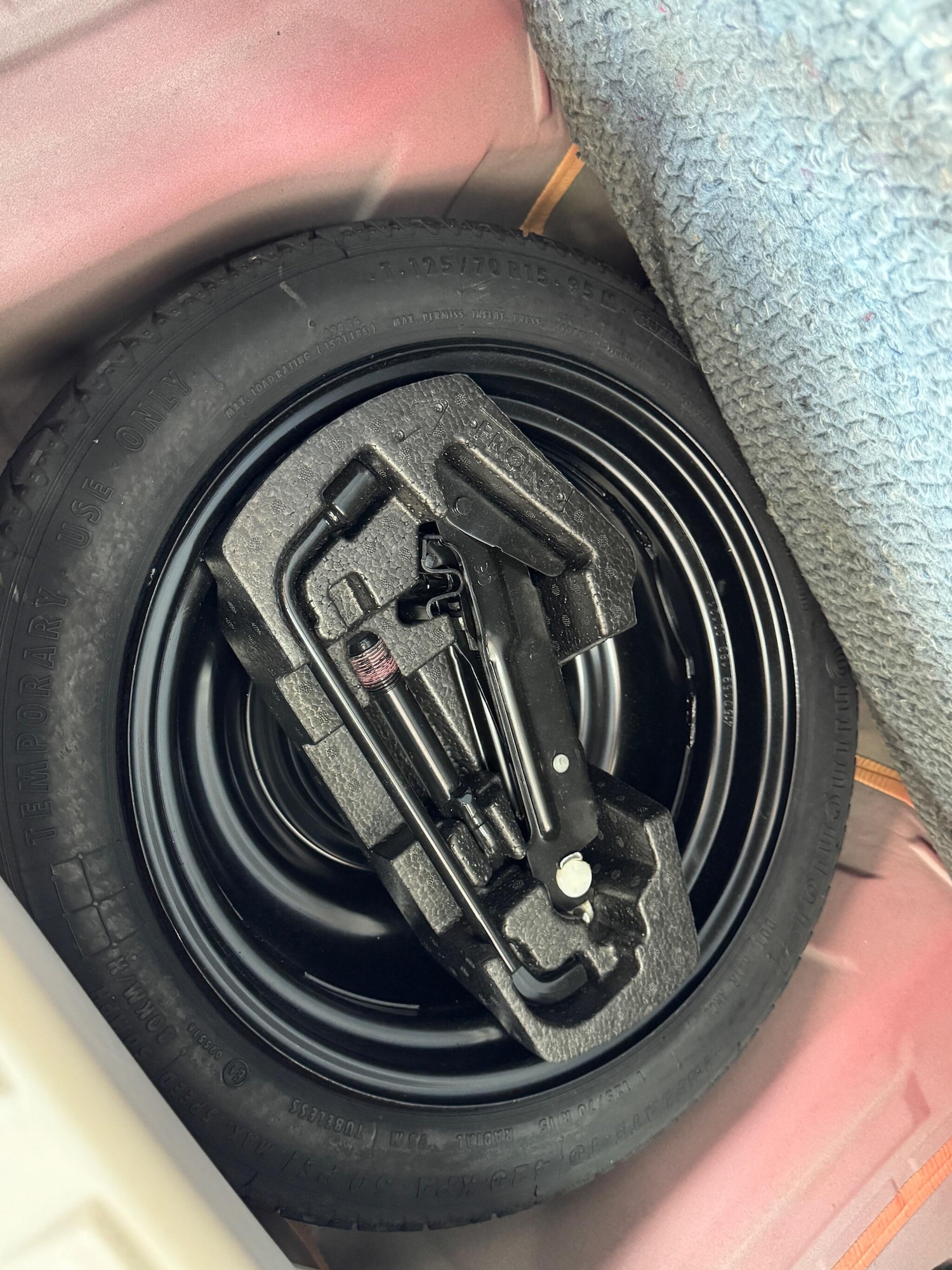 Used Toyota AYGO 2019 for sale - 76398936: Photo 10