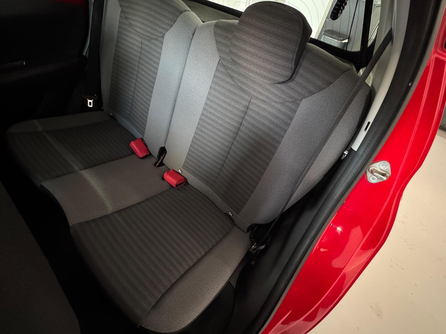 Used Toyota AYGO 2019 for sale - 76398936: Photo 50