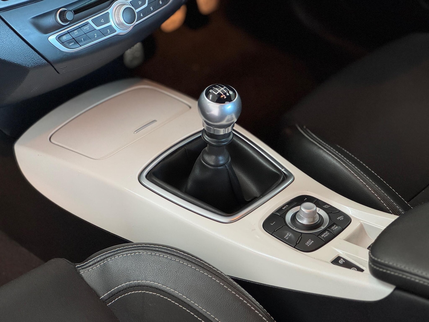 Used Renault Laguna 2012 for sale - 76912685: Photo 21