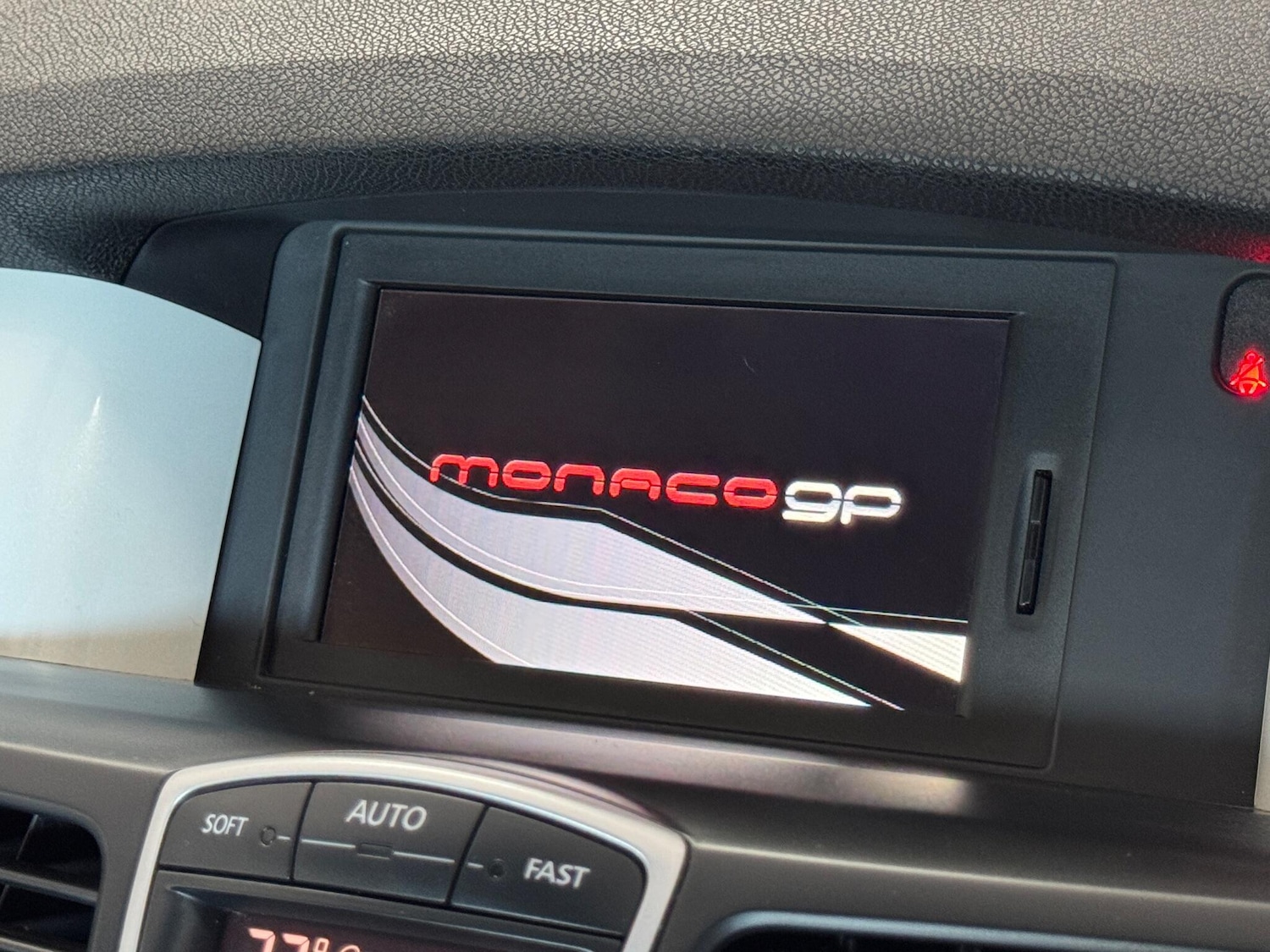 Used Renault Laguna 2012 for sale - 76912685: Photo 24