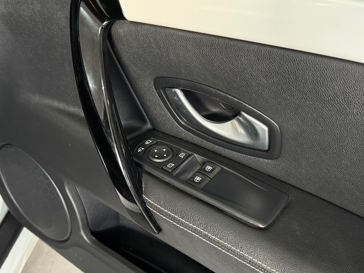 Used Renault Laguna 2012 for sale - 76912685: Photo 71