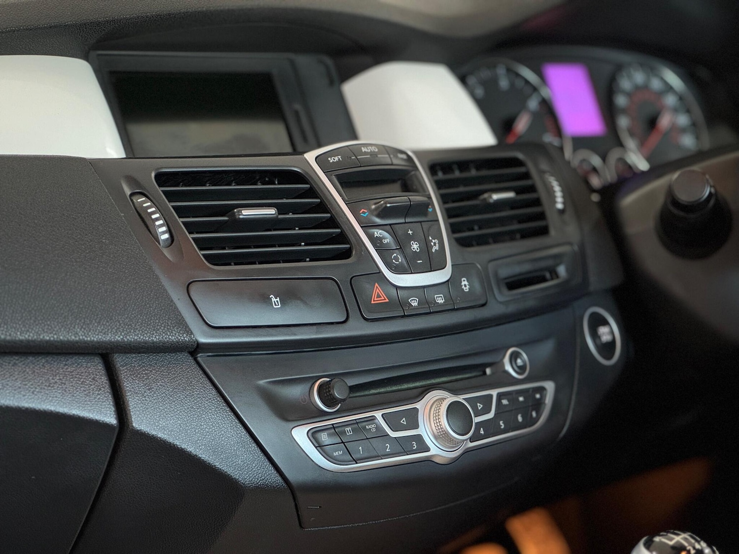 Used Renault Laguna 2012 for sale - 76912685: Photo 75