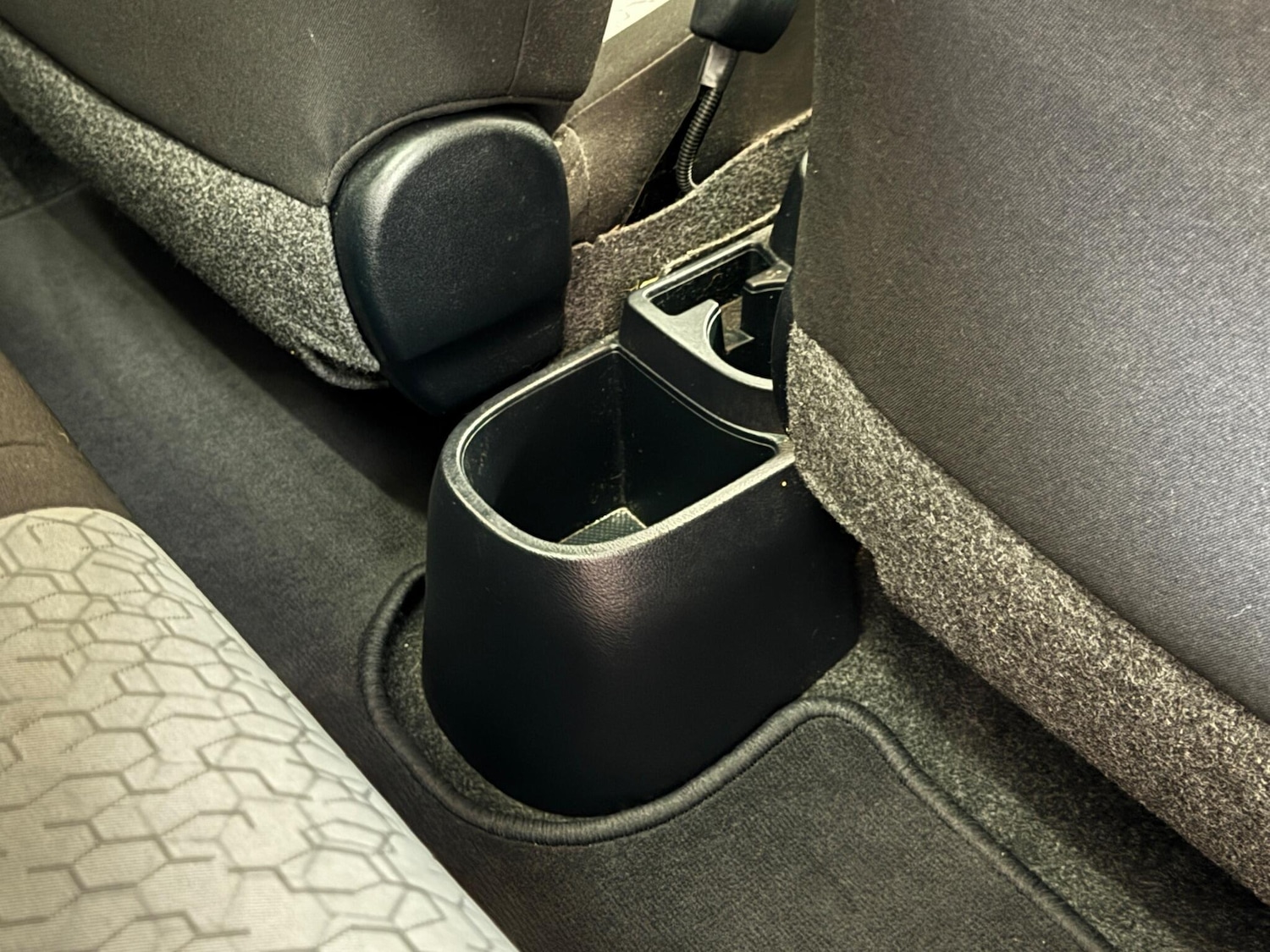 Used Toyota Yaris 2012 for sale - 76561083: Photo 41